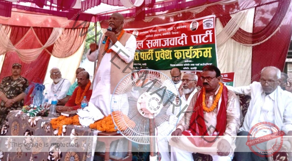 खानेपानी मन्त्री यादवलाई गृह जिल्लामा भव्य स्वागत